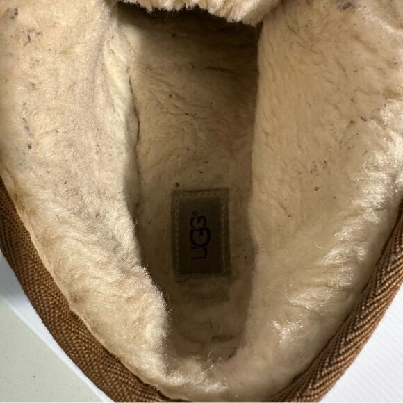 UGG Australia 3236 Neumel Boots for Men, Size 11 - Chestnut - Picture 8 of 9